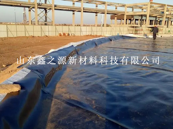 化工油罐區(qū)為何鋪設(shè)hdpe防滲土工膜？