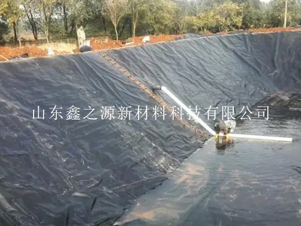 HDPE土工膜的施工細(xì)節(jié)部位該如何進(jìn)行處理？