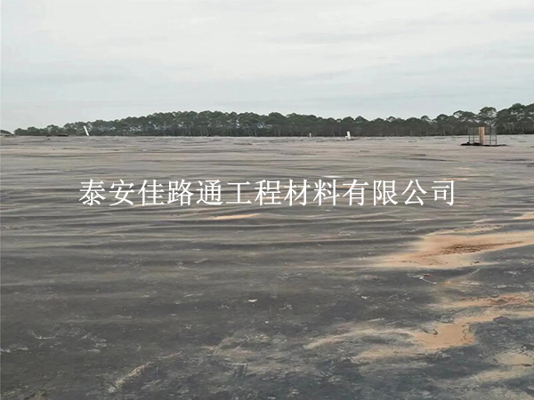 沼氣池黑膜運輸“三字訣”：穩(wěn)、護、查