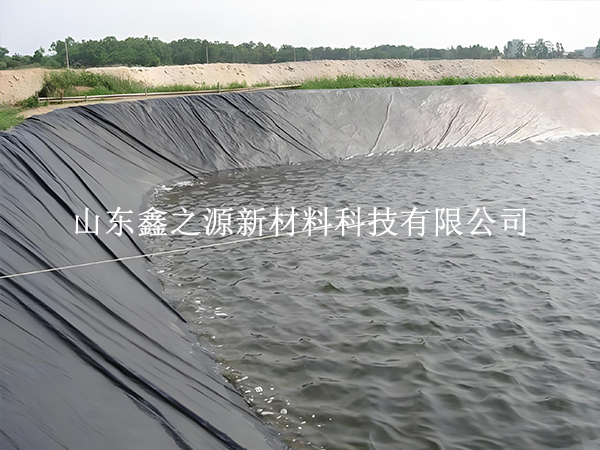 如何順利的延緩蓄水池防滲膜的衰老？